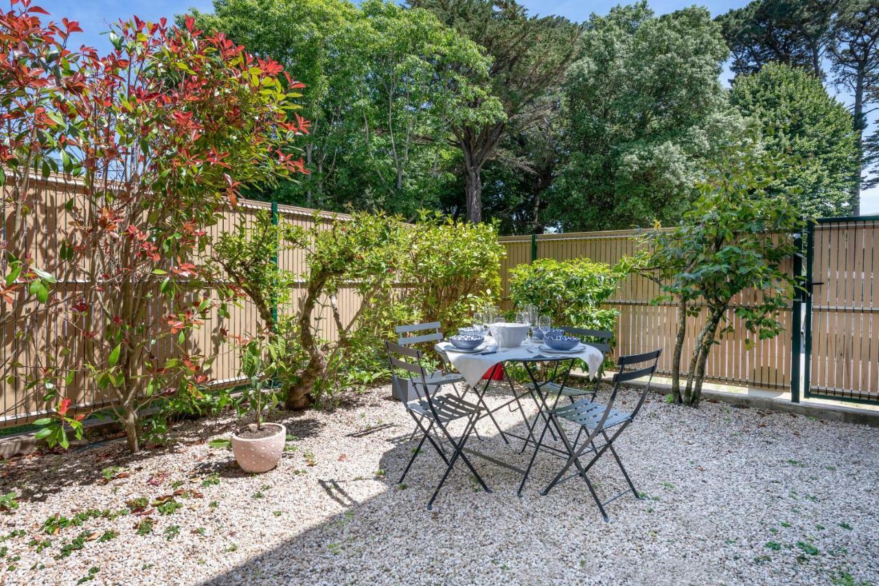 Rez-De-Jardin Pour 3 Personnes Proche De La Plage Порник Экстерьер фото